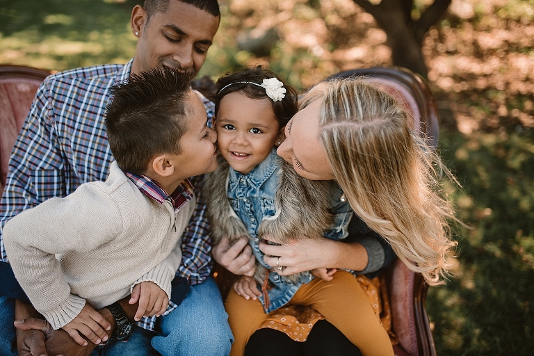minneapolis-fall-family-photographer-041